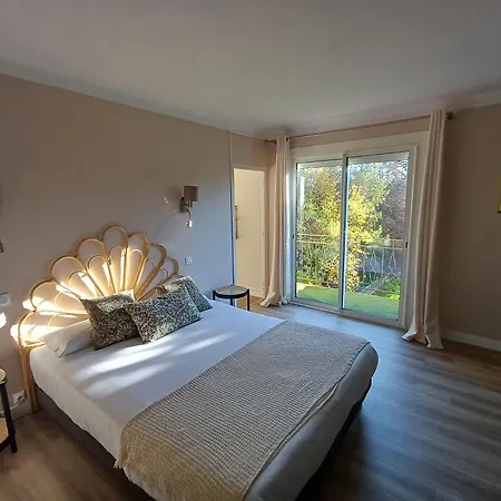 בית נופש Chez Jade Et Zoe *