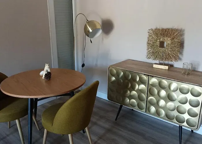 Chez Jade Et Zoe בית נופש Onet-le-Chateau